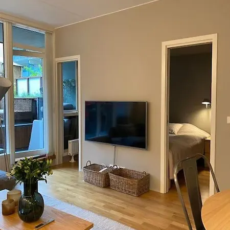 Majorstuen Med Solrik Terrasse * Oslo